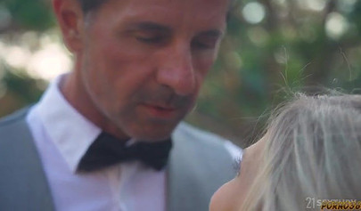 Candee Licious Shares Her Lover for Deepthroat and DP