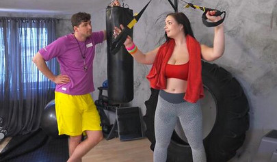 Sofia Lee'nin Yaz Vücudu İçin Anal Egzersizi