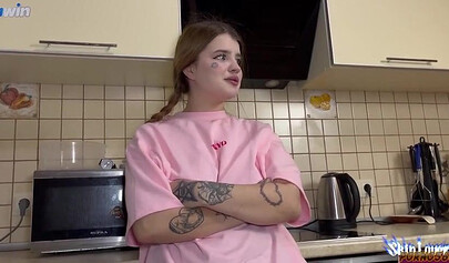 SkinLovers' boyfriend's friend gives her a much-needed anal