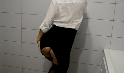 Teen secretary with big tits and ass enjoys anal creampie