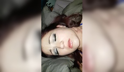 Redheaded babe moans in dirty anal action